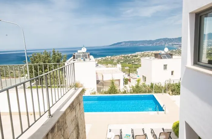 Esprit 26 Latchi Polis