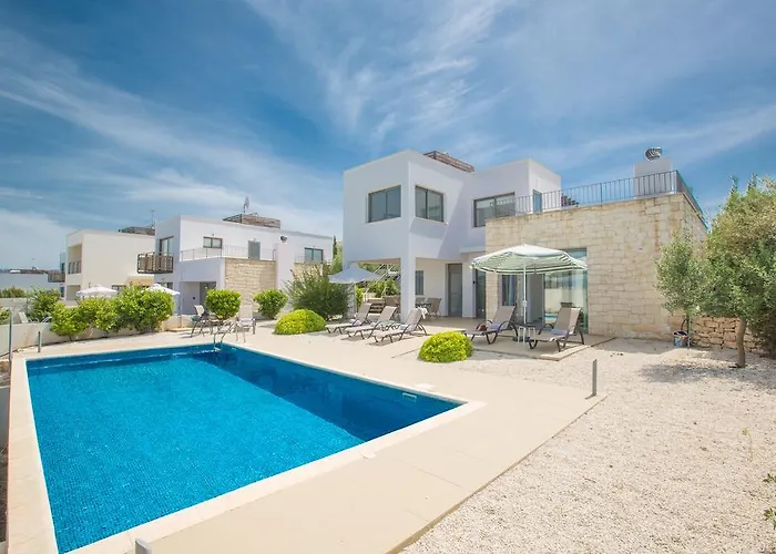 Esprit 26 Latchi * Polis