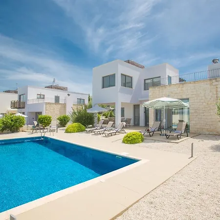 Esprit 26 Latchi * Πόλη